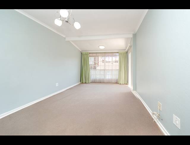 1 BEDROOM RETIREMENT UNIT FOR SALE IN BRYANSTON